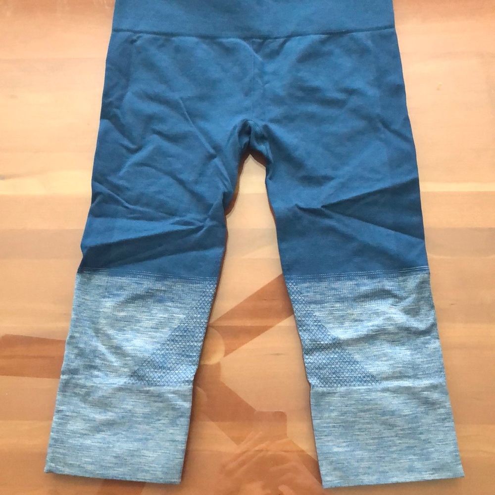 Lululemon seamless crops ombré